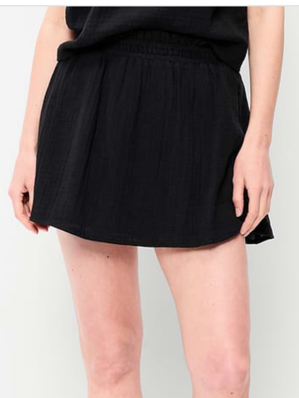 Old Navy Crinkle Gauze Ruffle Waist Mini Skort